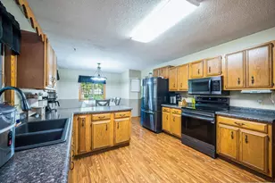 808 7th St S, Saint James, MN 56081 - Photo 15