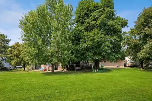 12313 Europa Ave N, White Bear Lake, MN 55110 - Photo 35