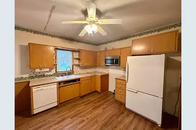 221 W Saxon Street, Ivanhoe, MN 56142 - Photo 15