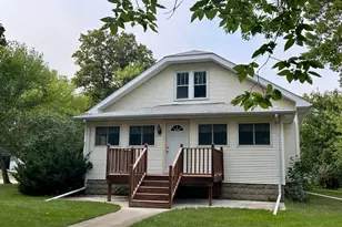 221 W Saxon St, Ivanhoe, MN 56142 - Photo 37