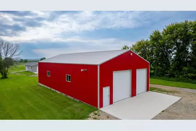 21509 700th Avenue, Alden, MN 56009 - Photo 3