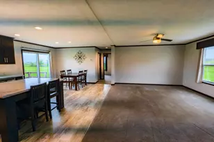 21509 700th Ave, Alden, MN 56009 - Photo 11