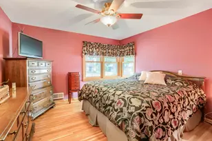421 13th St W, Hastings, MN 55033 - Photo 9