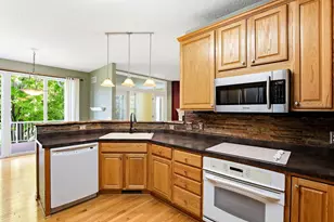 7174 Newbury Pl, Woodbury, MN 55125 - Photo 39
