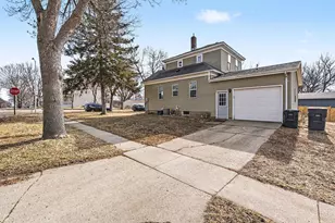 219 N Donaldson St, Luverne, MN 56156 - Photo 23