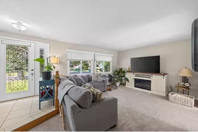 7460 Berkshire Way, Maple Grove, MN 55311 - Photo 7