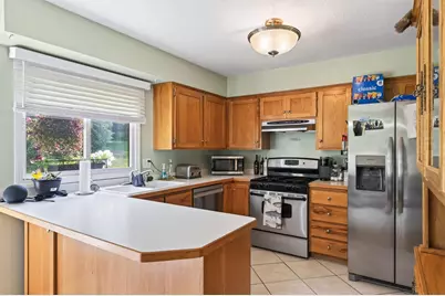 7460 Berkshire Way, Maple Grove, MN 55311 - Photo 15
