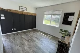 417 Erie Ave, Crosby, MN 56441 - Photo 9