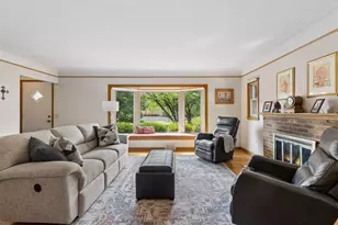 3240 Lilac Dr N, Golden Valley, MN 55422 - Photo 7