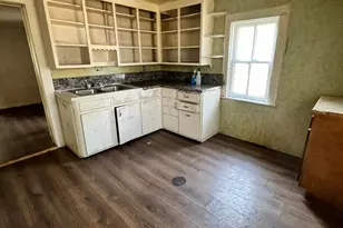 224 1st St NE, Wadena, MN 56482 - Photo 5