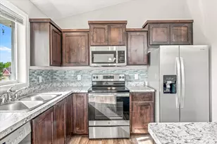 805 Highview Loop SE, Pine City, MN 55063 - Photo 13