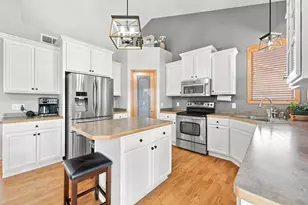 933 Trellis St, Jordan, MN 55352 - Photo 9