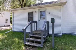408 18th Ave E, Menomonie, WI 54751 - Photo 1