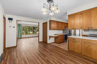 754 Southview Court SW, Hutchinson, MN 55350 - Photo 11