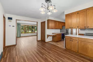 754 Southview Ct SW, Hutchinson, MN 55350 - Photo 11