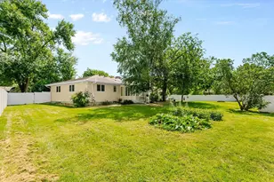 754 Southview Ct SW, Hutchinson, MN 55350 - Photo 37