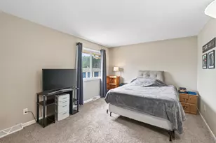 459 Mailand Ct S, Maplewood, MN 55119 - Photo 15