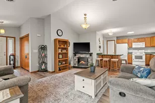 1820 Wooden Shoe Ct, Baldwin, WI 54002 - Photo 9