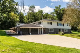 805 Auburn Ave S, Lanesboro, MN 55949 - Photo 1
