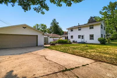 7932 38 1/2 Avenue N, New Hope, MN 55427 - Photo 27
