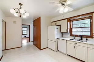 7932 38 1/2 Ave N, New Hope, MN 55427 - Photo 13
