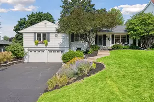 5272 Lochloy Dr, Edina, MN 55436 - Photo 1