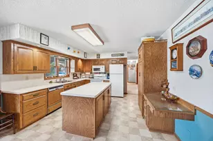 310 Lincoln St, Norwood Young America, MN 55397 - Photo 5
