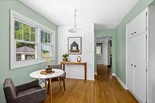 824 E 11th St, Duluth, MN 55805 - Photo 3