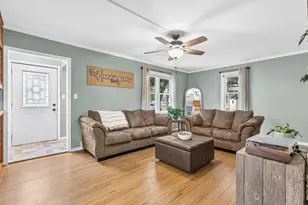 214 N Rebecca St, Ivanhoe, MN 56142 - Photo 9