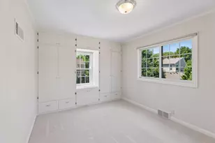 671 Josephine Pl, Saint Paul, MN 55116 - Photo 21