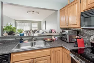 15805 24th Ave N, Plymouth, MN 55447 - Photo 11
