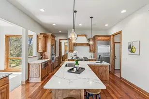 19043 Vogel Farm Trail, Eden Prairie, MN 55347 - Photo 7