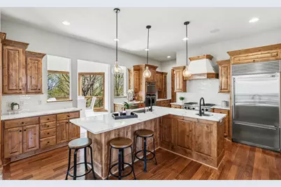 19043 Vogel Farm Trail, Eden Prairie, MN 55347 - Photo 5