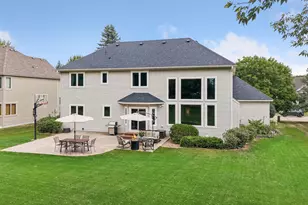 8053 Enclave Bay, Woodbury, MN 55125 - Photo 71