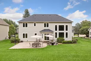 8053 Enclave Bay, Woodbury, MN 55125 - Photo 69