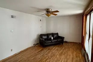 906 W Walnut Ave, Olivia, MN 56277 - Photo 5