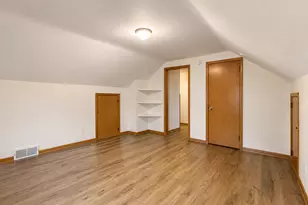 126 Riverside Dr NE, Saint Cloud, MN 56304 - Photo 7