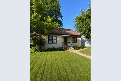 126 Riverside Drive NE, Saint Cloud, MN 56304 - Photo 1