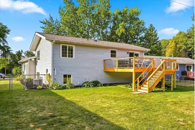 205 W Elm Street, Roberts, WI 54023 - Photo 25