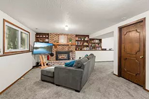 11547 Flintwood St NW, Coon Rapids, MN 55448 - Photo 23