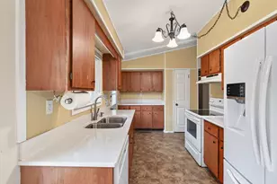 25851 Skyline Cir, Elko New Market, MN 55020 - Photo 7