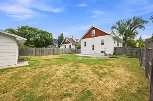 1021 9th Ave N, Fargo, ND 58102 - Photo 3