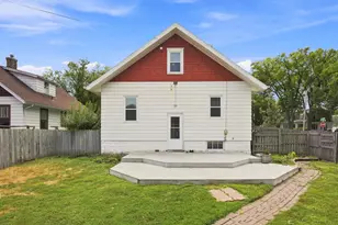 1021 9th Ave N, Fargo, ND 58102 - Photo 5