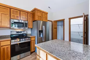 206 W Cemetery Rd, River Falls, WI 54022 - Photo 7