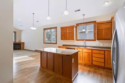 206 W Cemetery Road, River Falls, WI 54022 - Photo 9