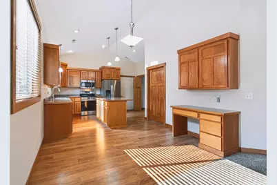 206 W Cemetery Road, River Falls, WI 54022 - Photo 11