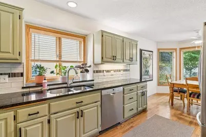 3835 Washburn Avenue S, Minneapolis, MN 55410 - Photo 5