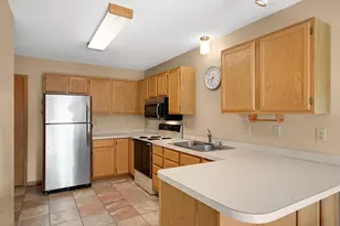 4150 Durham Ct, Eagan, MN 55122 - Photo 11