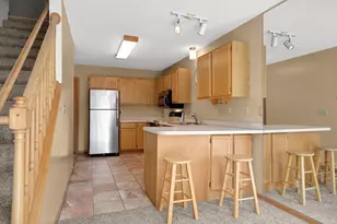 4150 Durham Ct, Eagan, MN 55122 - Photo 9