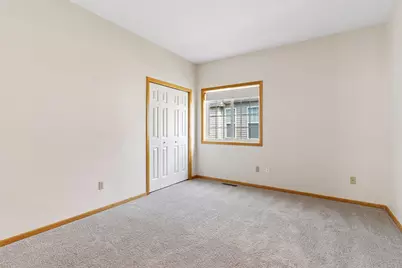 2485 Prairie Oak Trail, Woodbury, MN 55125 - Photo 11
